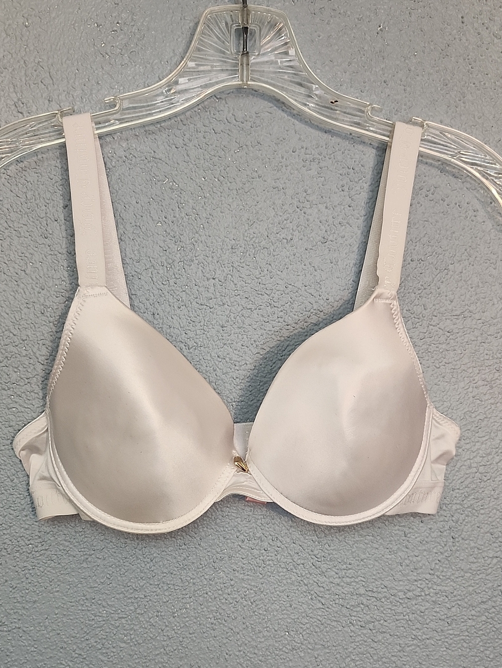 Juicy Couture White Smooth Molded Bra with Center Accent